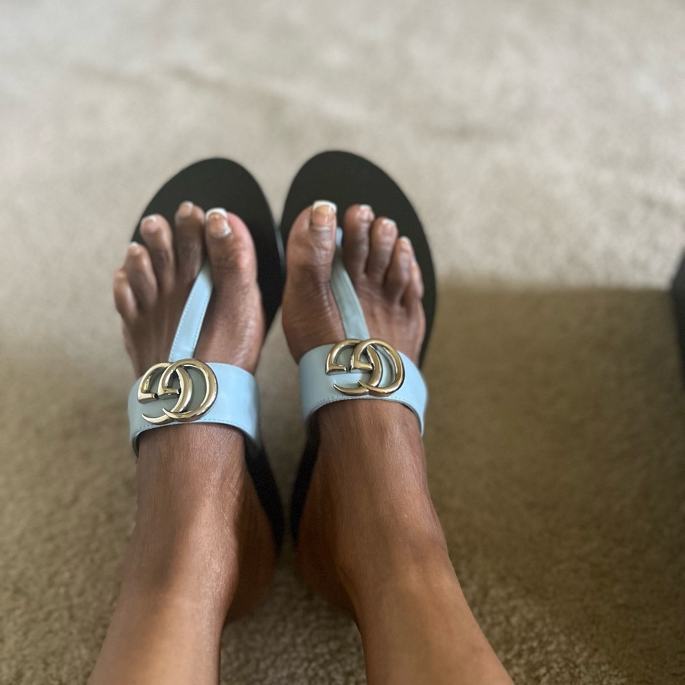 Authentic Gucci Double G leather sandals porcelain lt blue size 36. Worn once - Picture 2 of 4